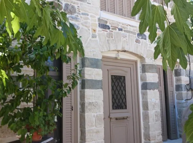 Vagia's Guest house 3*